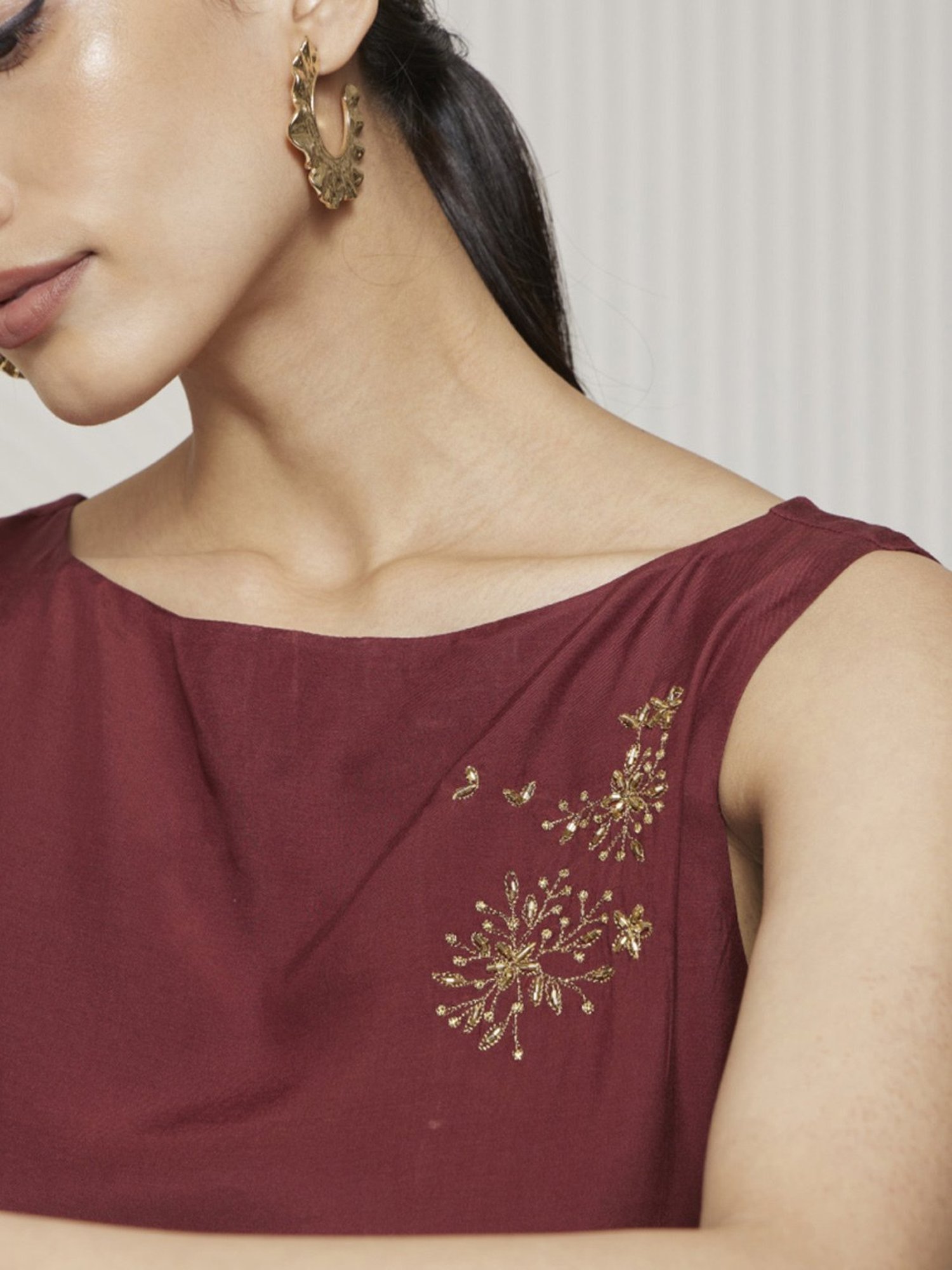 Artagai Tawny Port Romancing Aari Layered Shift Dress With Brooch Detail