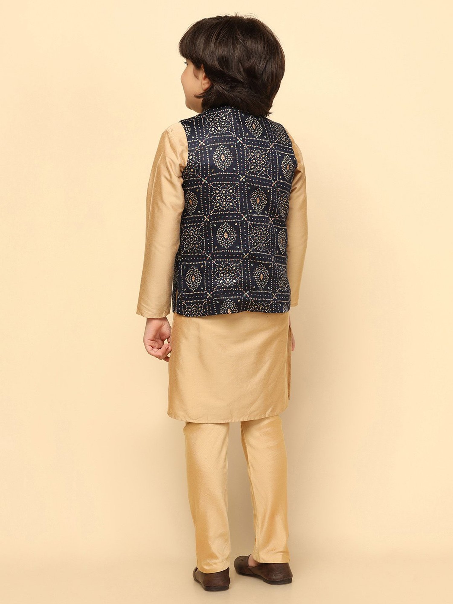 VASTRAMAY Kids Pink & White Floral Print Kurta Set