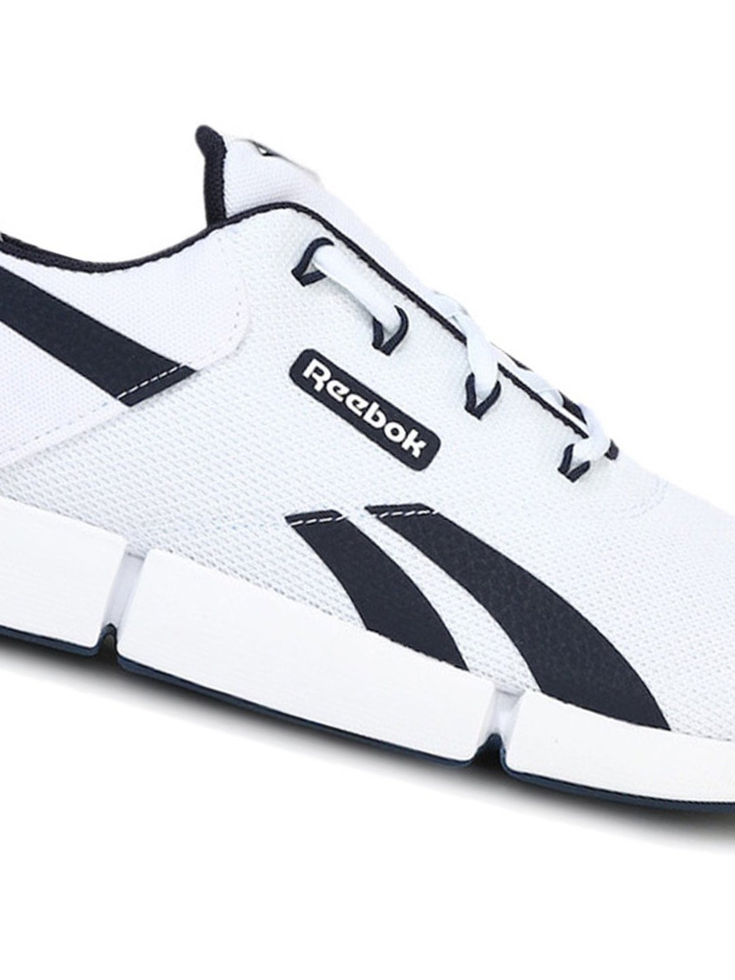 Reebok Men's DailyFit DMX White Walking Shoes