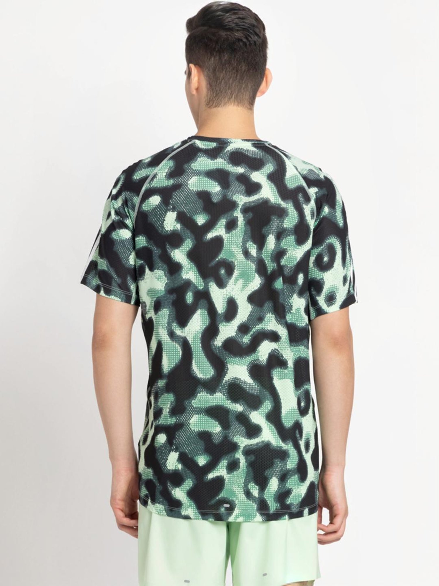 Columbia Black Regular Fit Sports T-Shirt