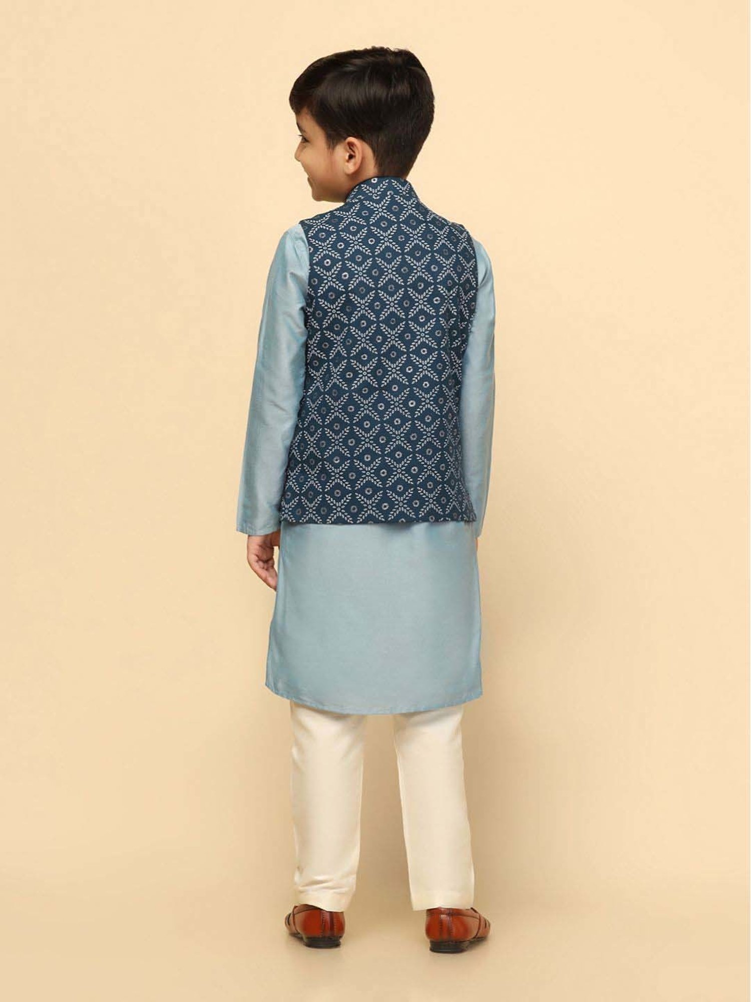 KISAH Kids Blue Printed Full Sleeves Kurta Set