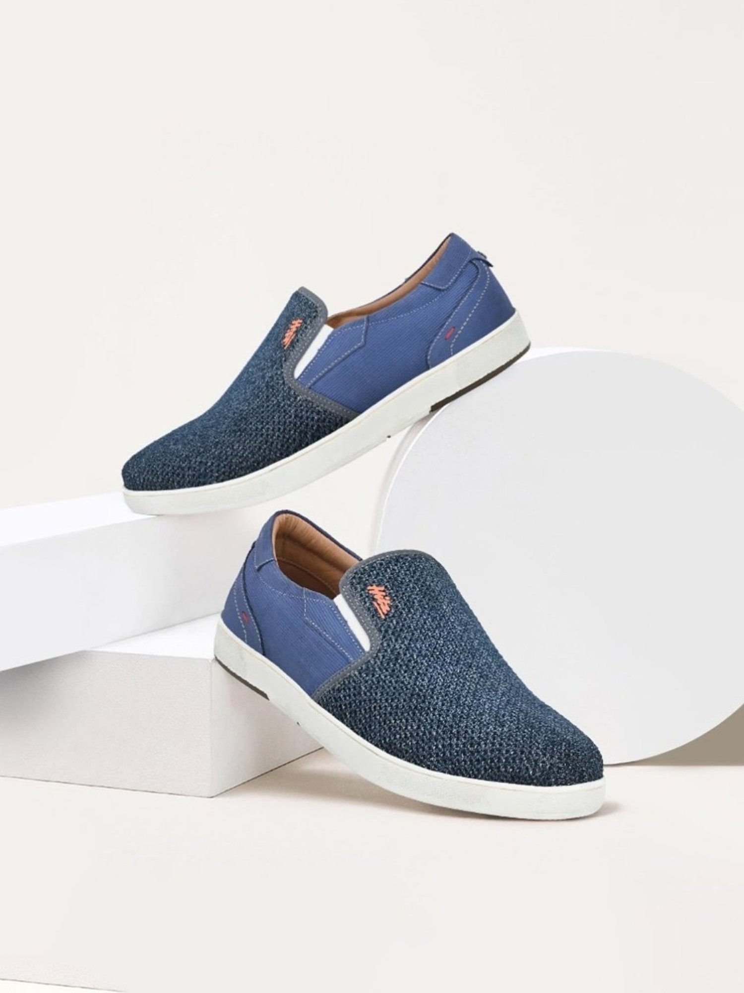 Hitz Men's Blue Casual Loafers