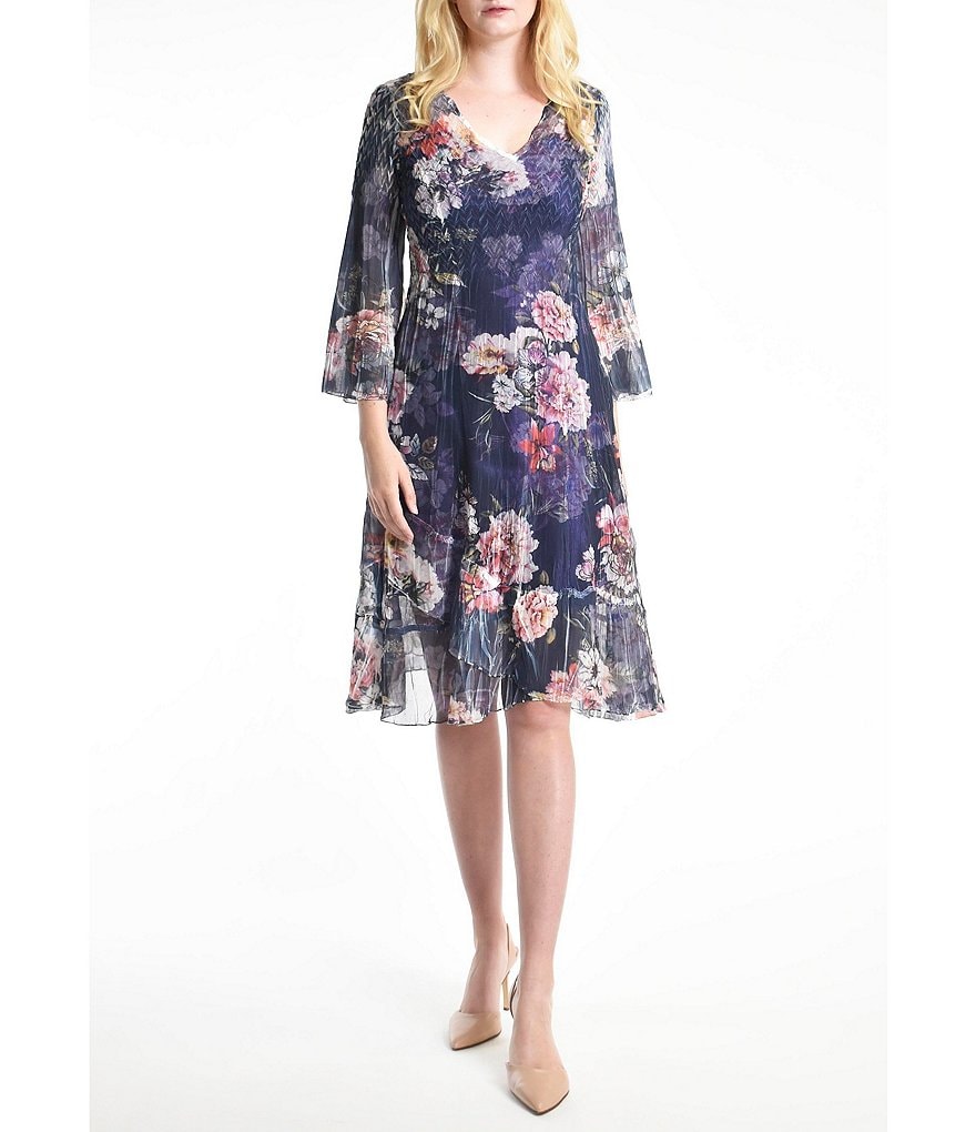 Komarov Floral V-Neck Pleated 3/4 Sleeve Knee Length Chiffon Dress