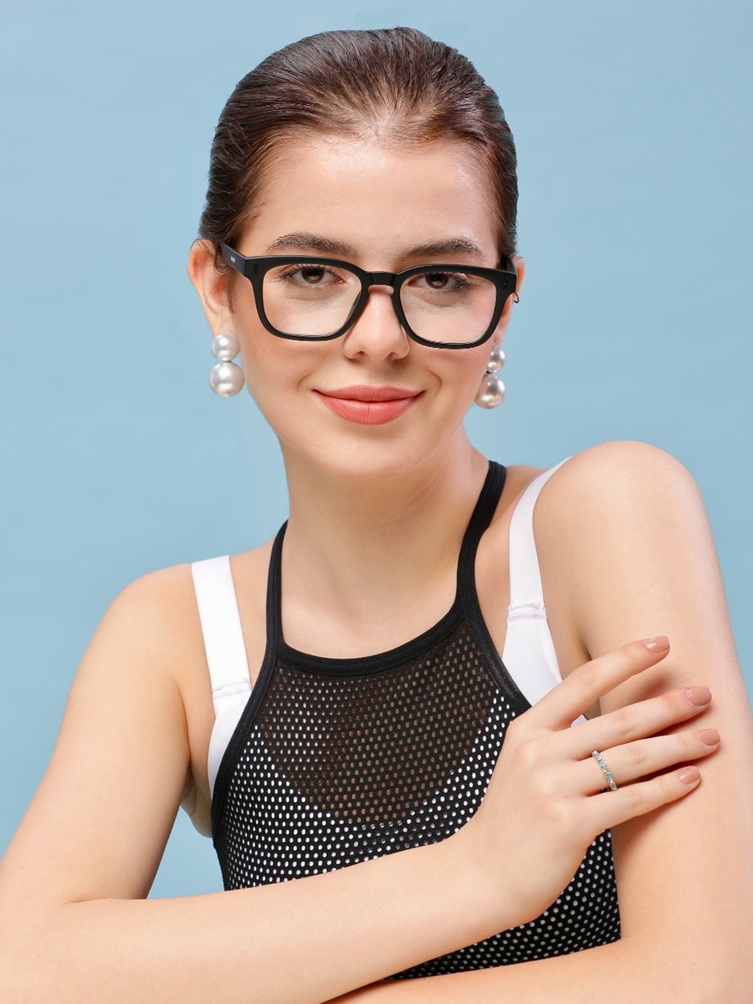 Resist Eyewear Clear Wayfarer UV Protected Unisex Sunglasses