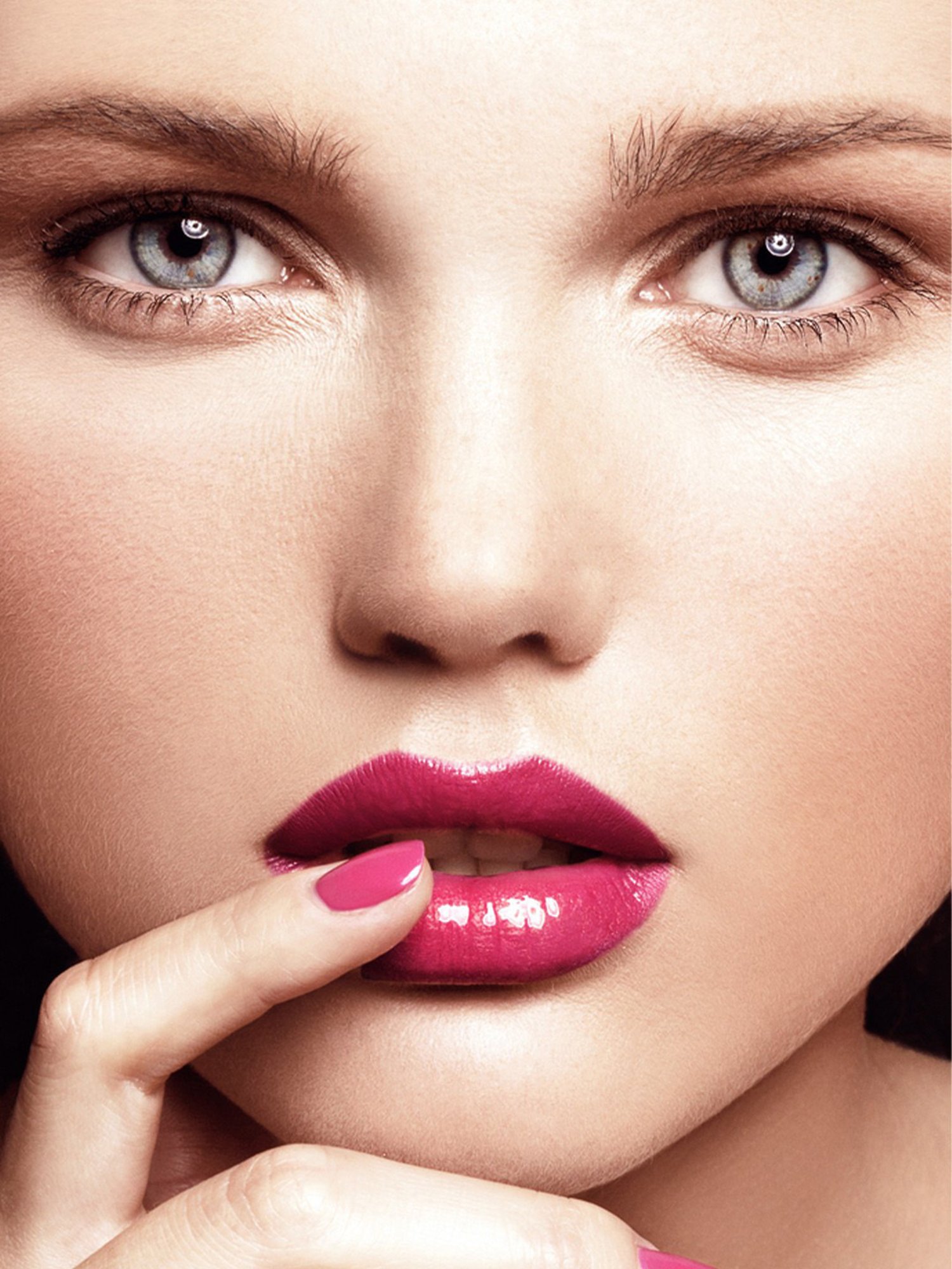 L.A.Girl Glossy Tint Lip Stain Lovely - 2.9 gm