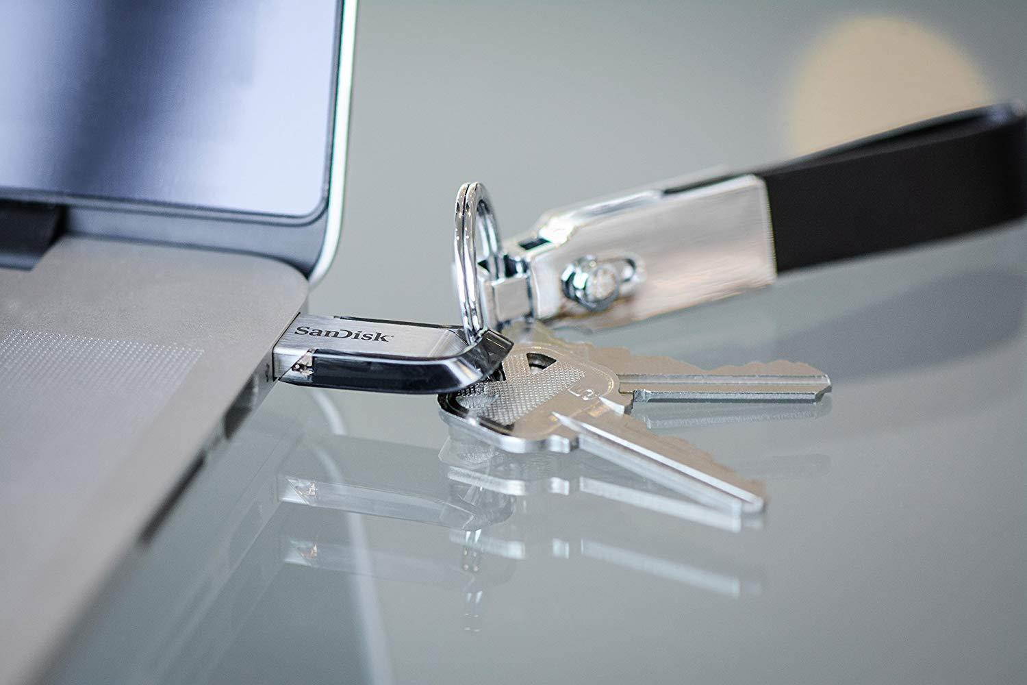 SanDisk Ultra Flair 128GB USB 3.0 Flash Drive - SDCZ73-128G-G46