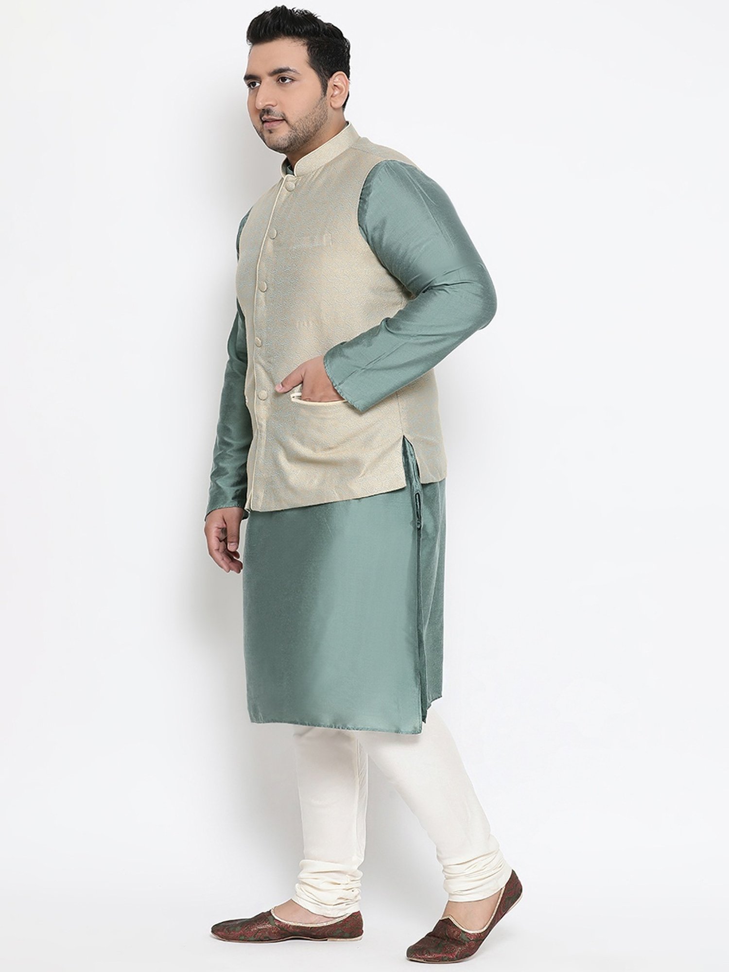 KISAH PLUS Green Regular Fit Jacquard Kurta Set With Jacket