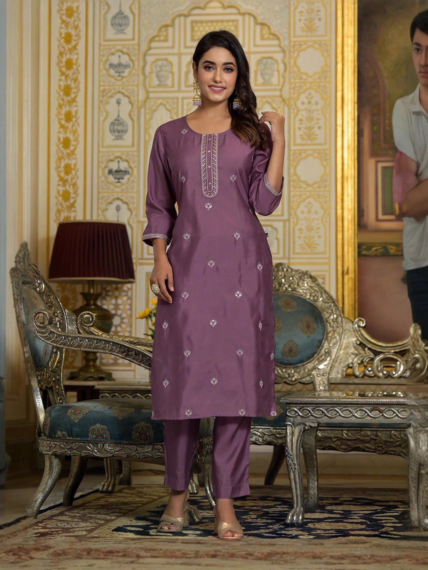 Juniper Purple Embroidered Kurta Pant Set With Dupatta
