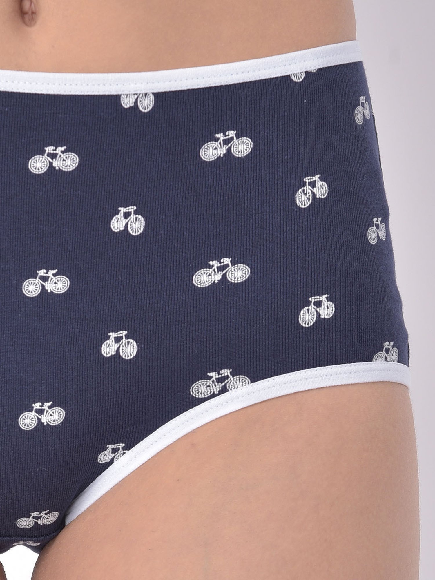 Clovia Navy Printed Hipster Panty