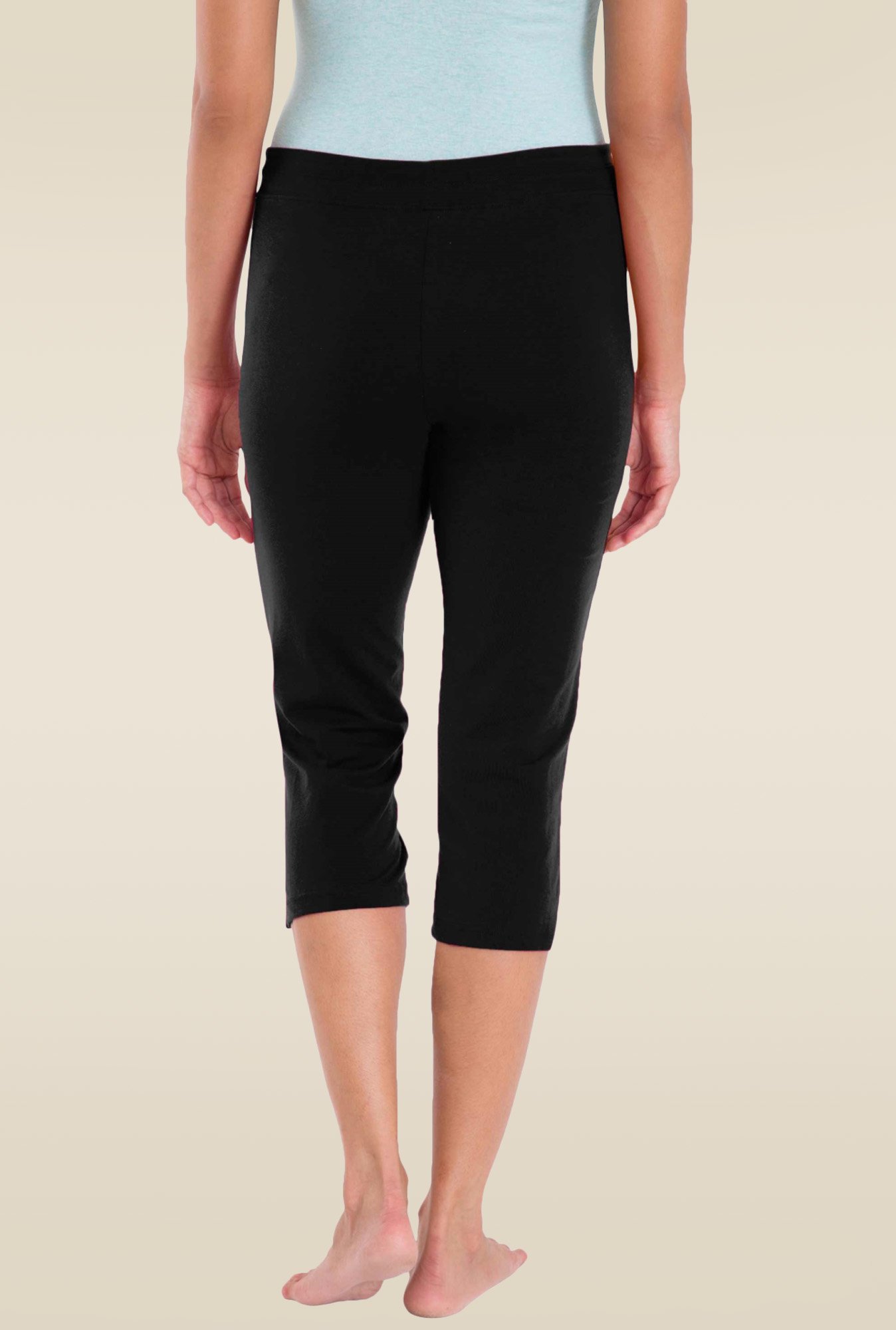 Jockey 1300 Women's Super Combed Cotton Elastane Stretch Slim Fit Printed Capri with Side Pockets