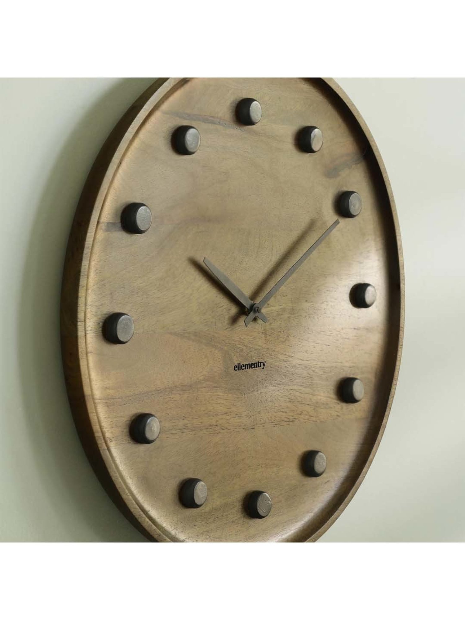 SEIKO classic black plastic wall clock with sweep movement