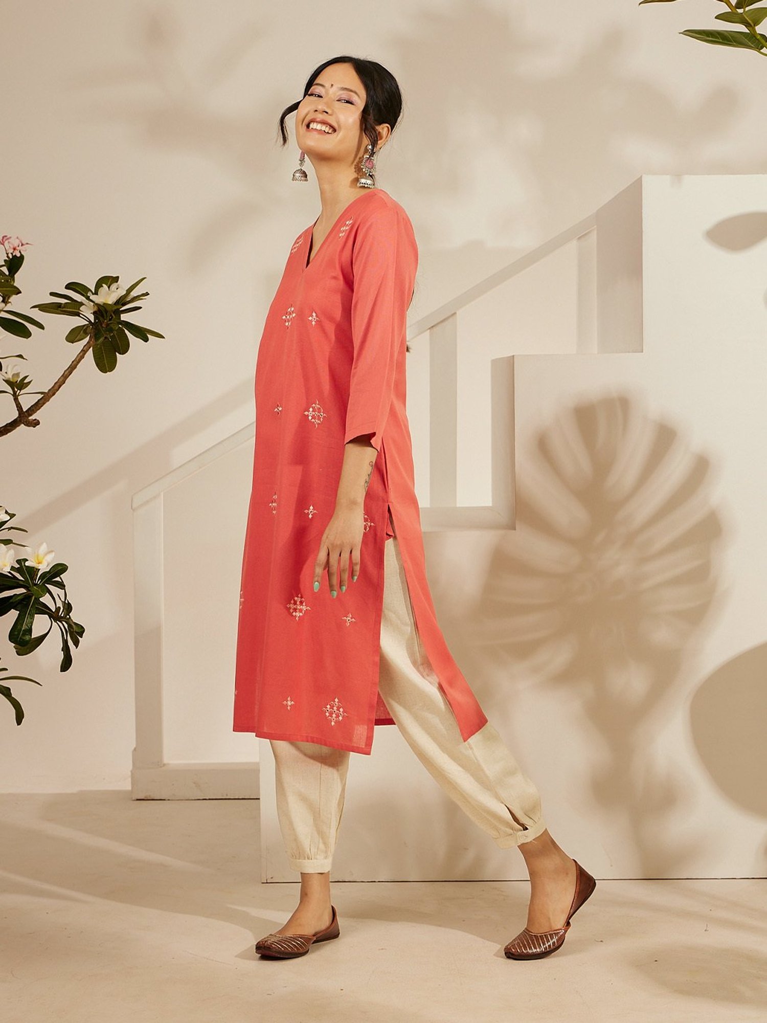 Daali Coral Poly Linen - Star Slub V Neck 3/4 Sleeves Smart Formals Kurta with Two Pockets