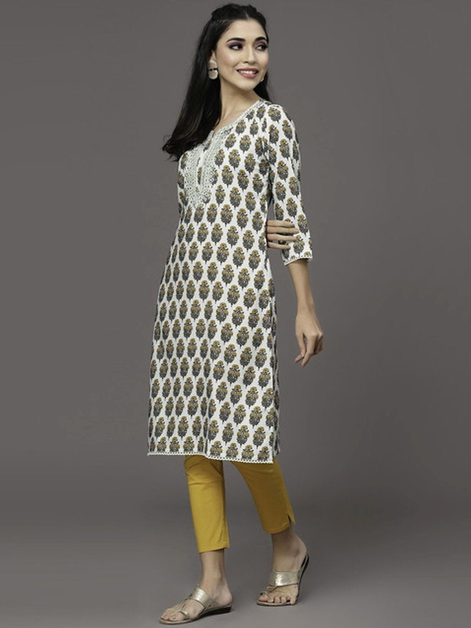 Skylee White & Yellow Embellished Straight Kurta