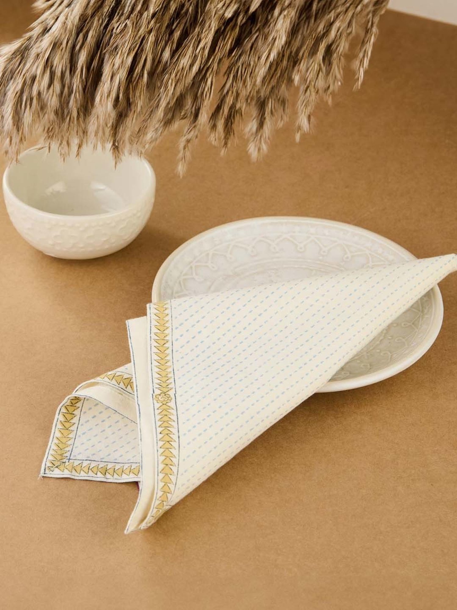 Art Street Pink Engineered Wood Rectangle Tissue Paper Napkin Box