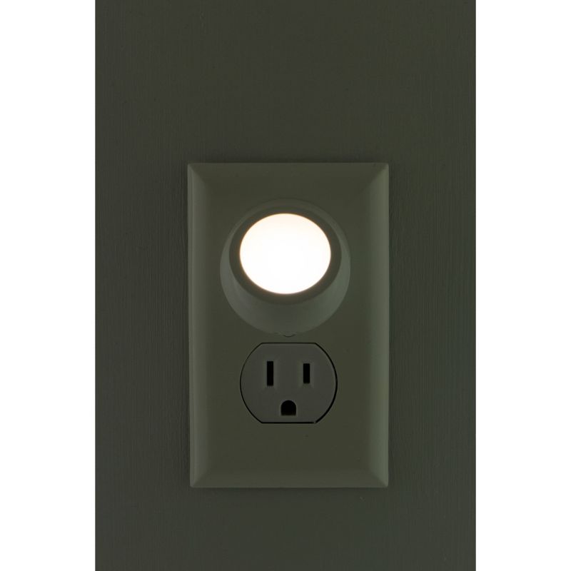 Energizer 2pk Rotating Guide LED Nightlight