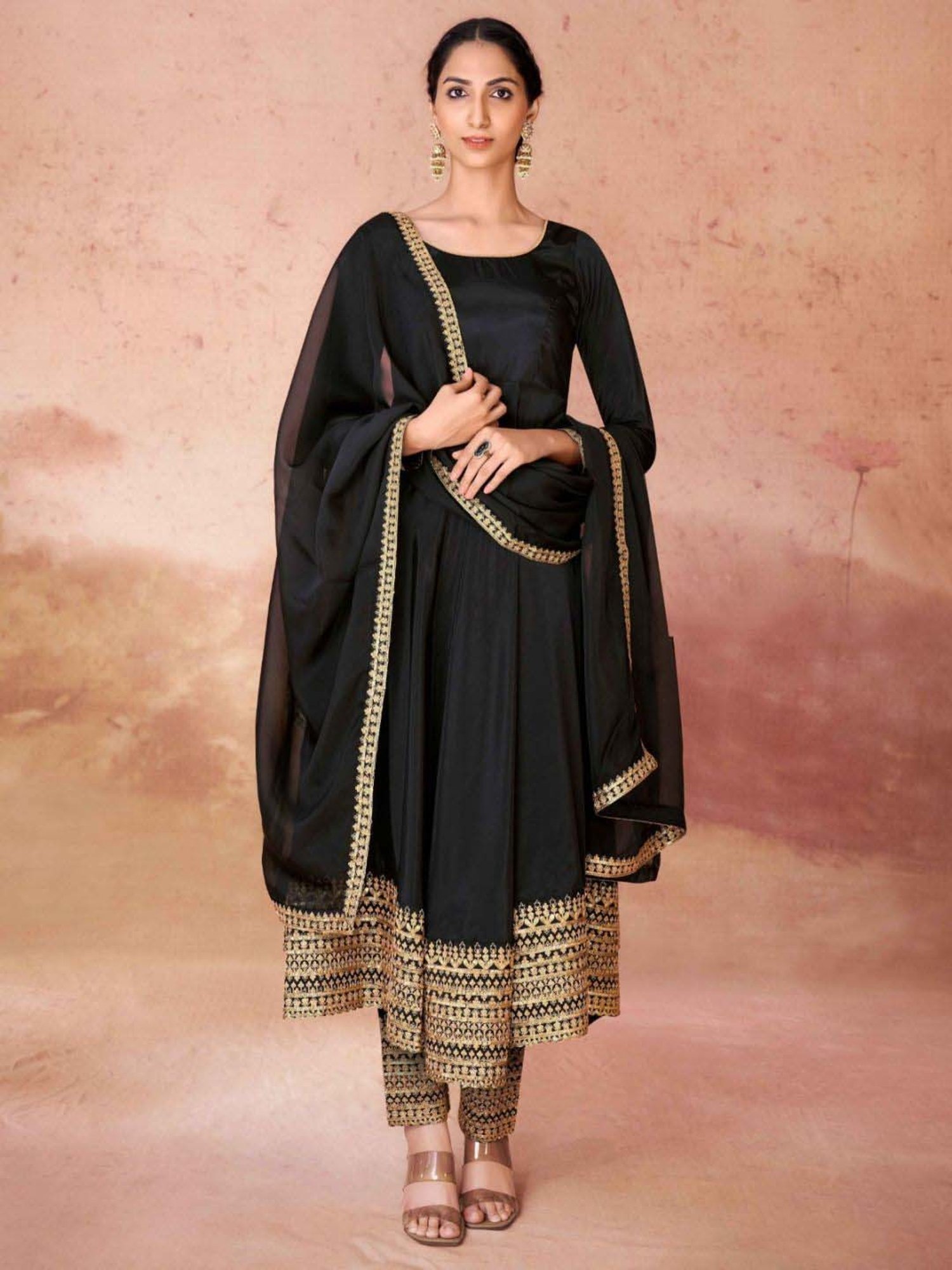 Odette Black Embroidered Kurta Pant Set With Dupatta