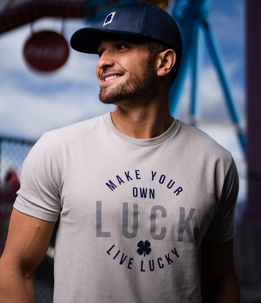 BLACK CLOVER Short-Sleeve Preach Graphic T-Shirt