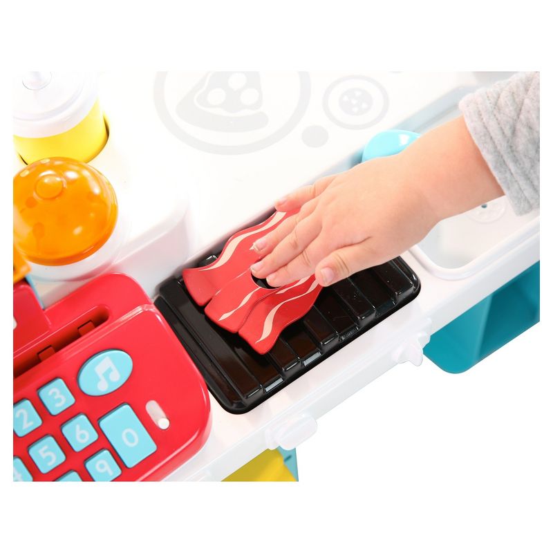 Fisher-Price Laugh and Learn Servin' Up Fun Food Truck