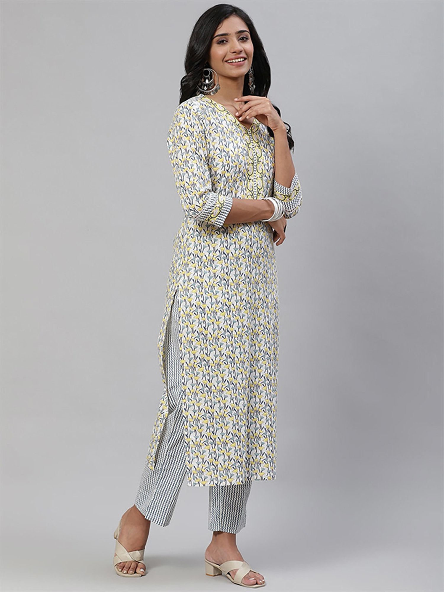 Vaamsi White & Yellow Cotton Floral Print Kurta Pant Set With Dupatta