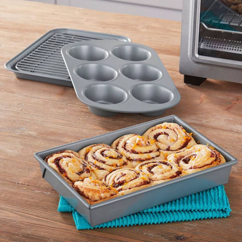 Chicago Metallic 4pc Toaster Oven Set