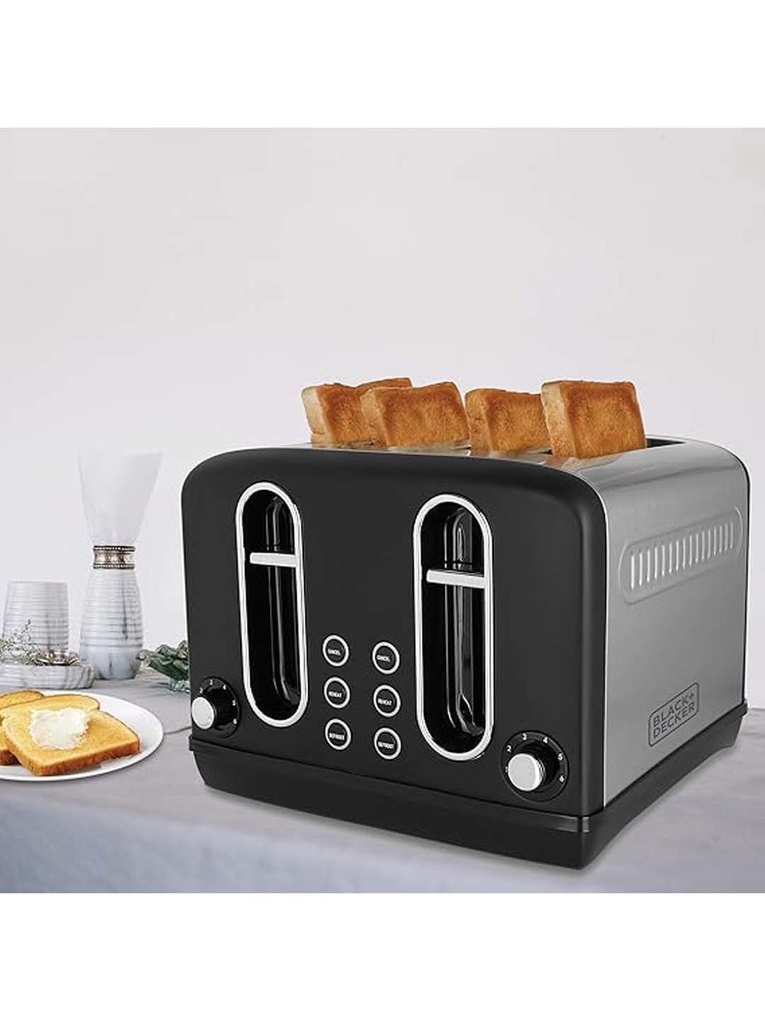 BLACK+DECKER 2300W 4 Slice Pop-up Toaster