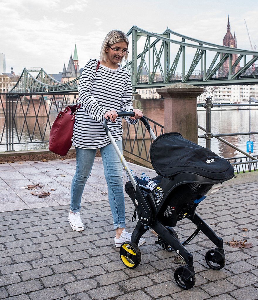 Doona Infant Convertible Car Seat and Stroller