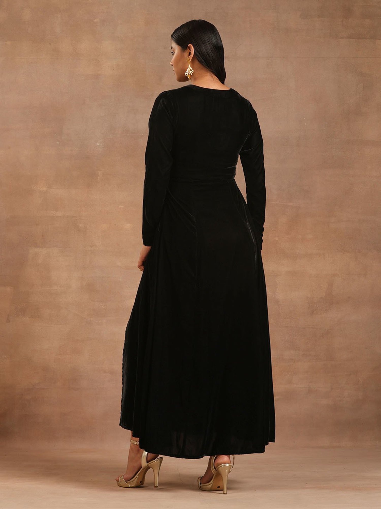 true Browns Black Velvet Ethnic Dress