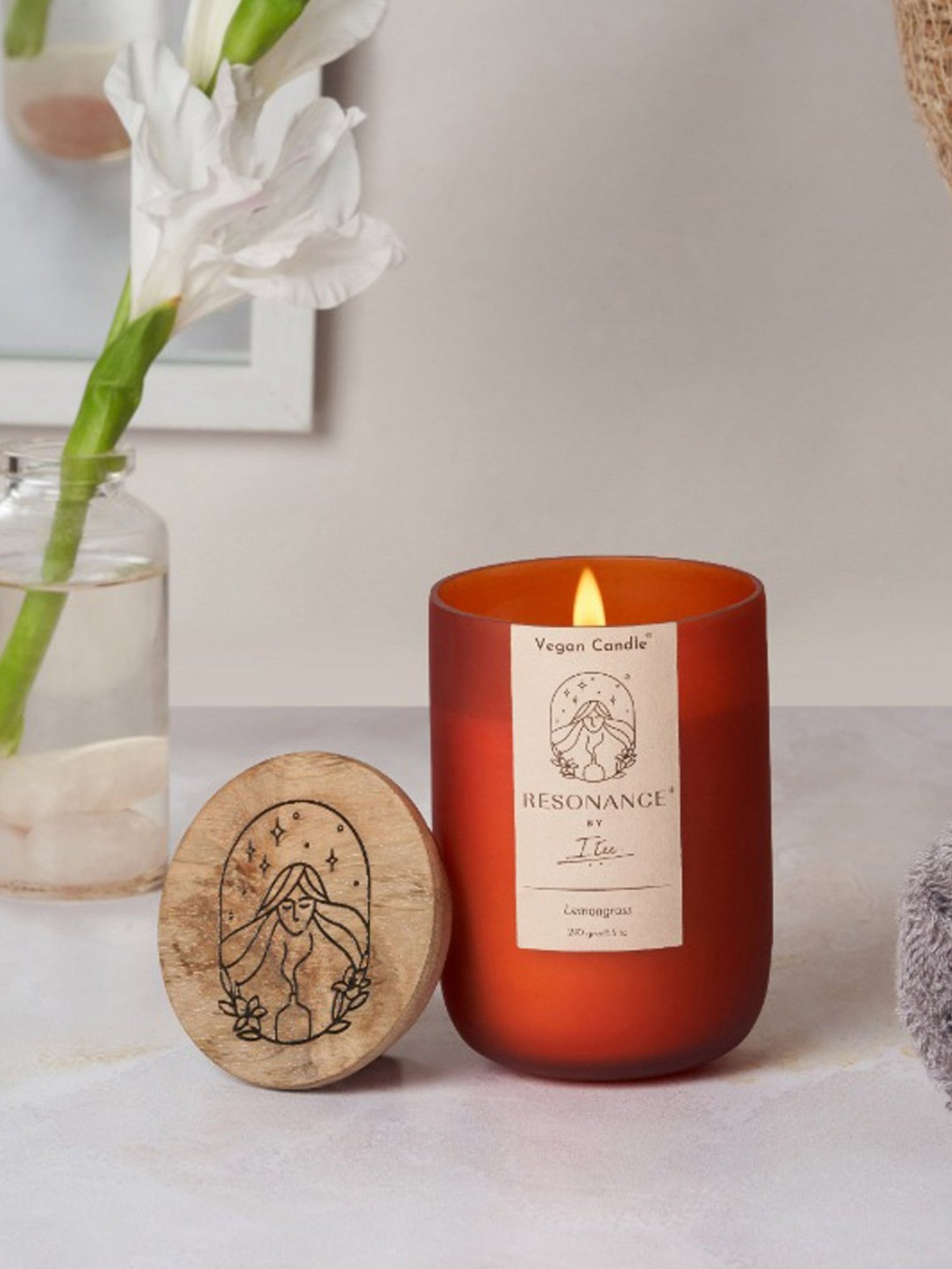 Resonance White Soy Wax Lemongrass Aromatherapy Candle