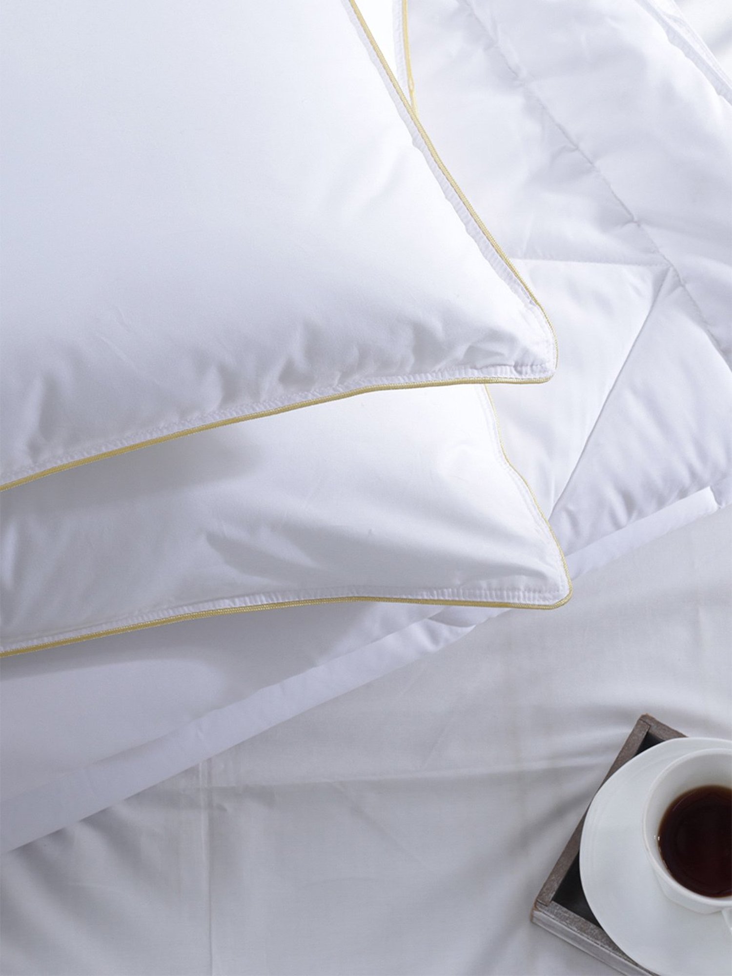 Maspar Essentials Clemmy Solid White Cotton Pillow