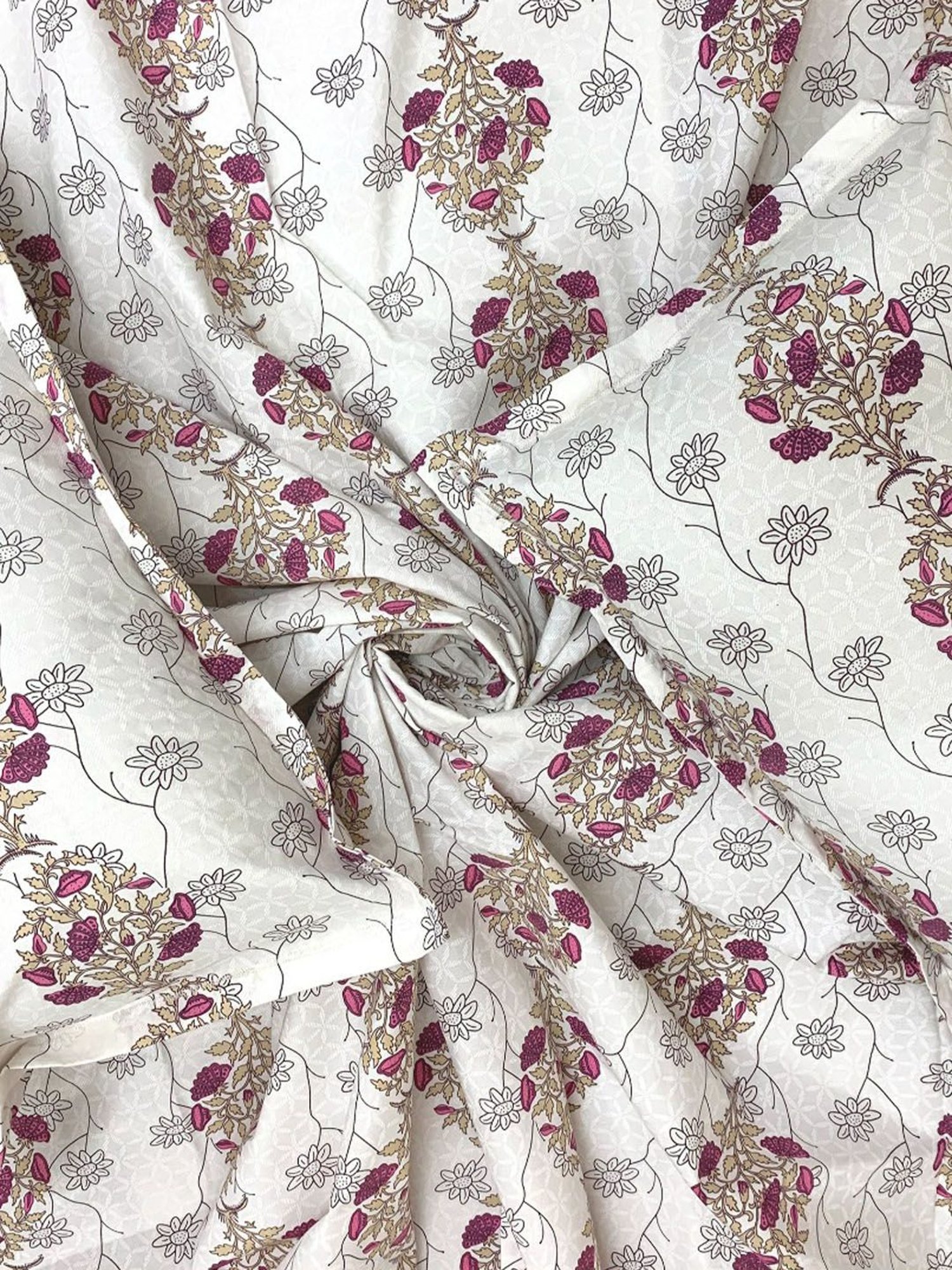 BELLA CASA Genteel Printed Beige 180 TC Cotton King Bedsheet with 2 Pillow Covers