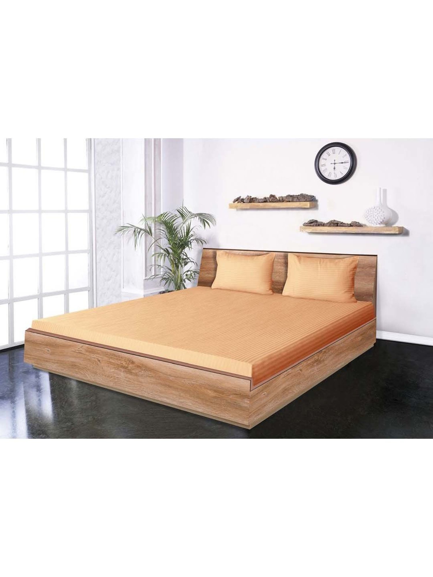 Mark Home Classic Peach Cotton 210 TC King Bedsheet with 2 Pillow Covers