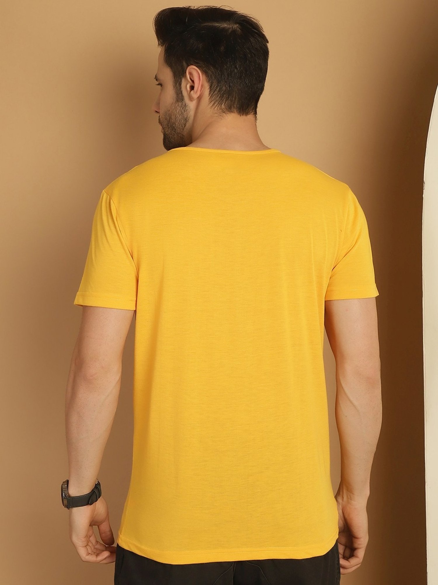 Vimal Jonney Grey & Yellow Regular Fit T-Shirt