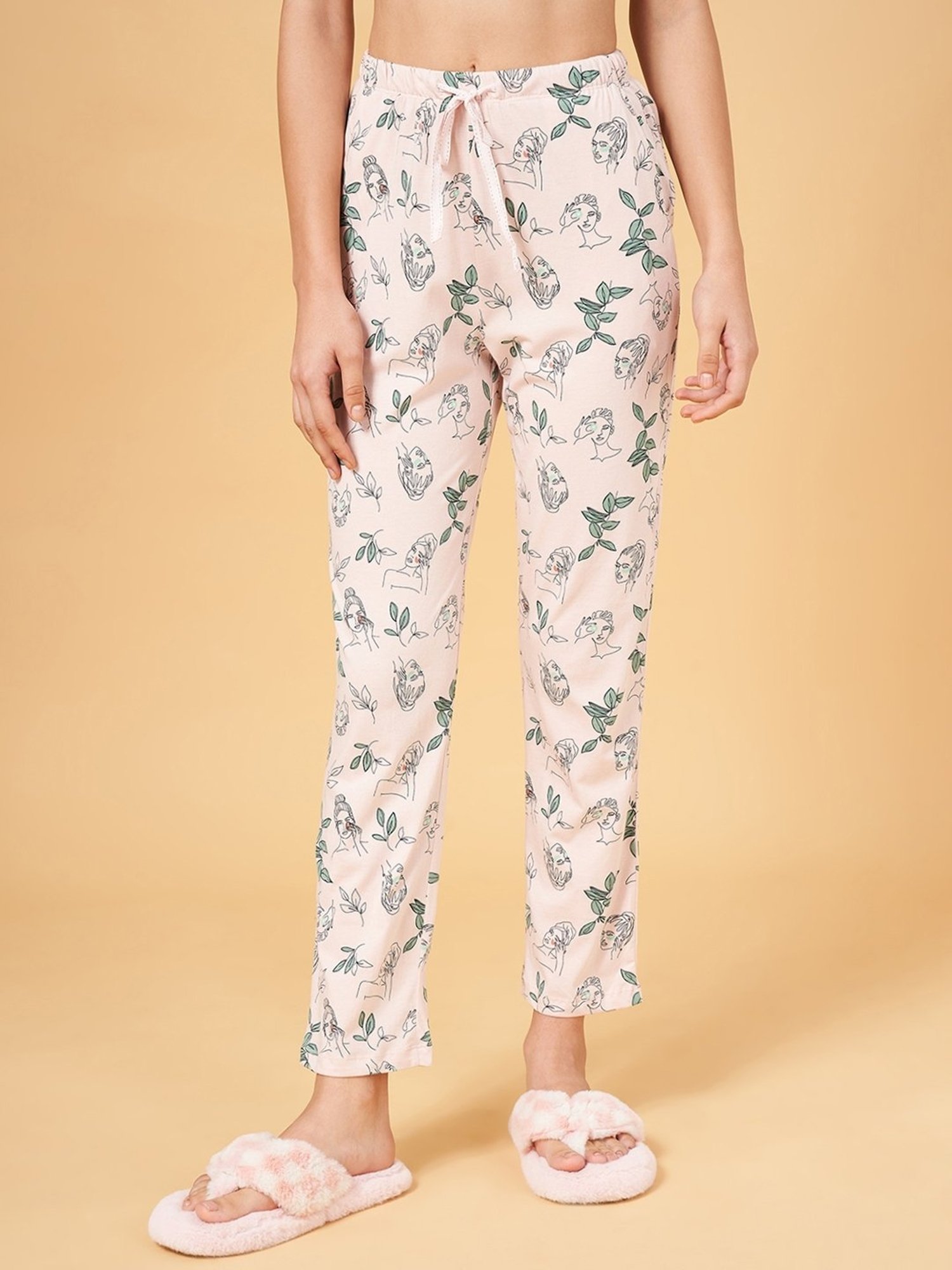 Dreamz by Pantaloons Pink Cotton Printed Pyjamas