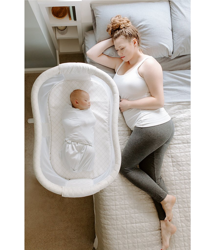 HALO&reg; Bassinest Swivel Sleeper Essentia Series - Nautical Net