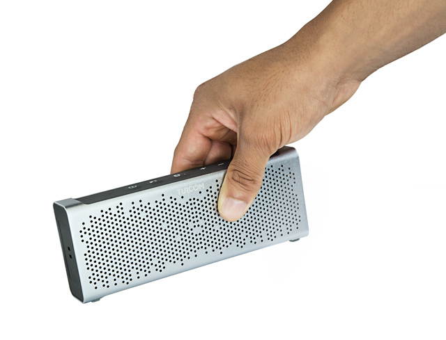 Turcom TITAN PORTABLE OUTDOOR BLUETOOTH METAL SPEAKER IPX5-RATED