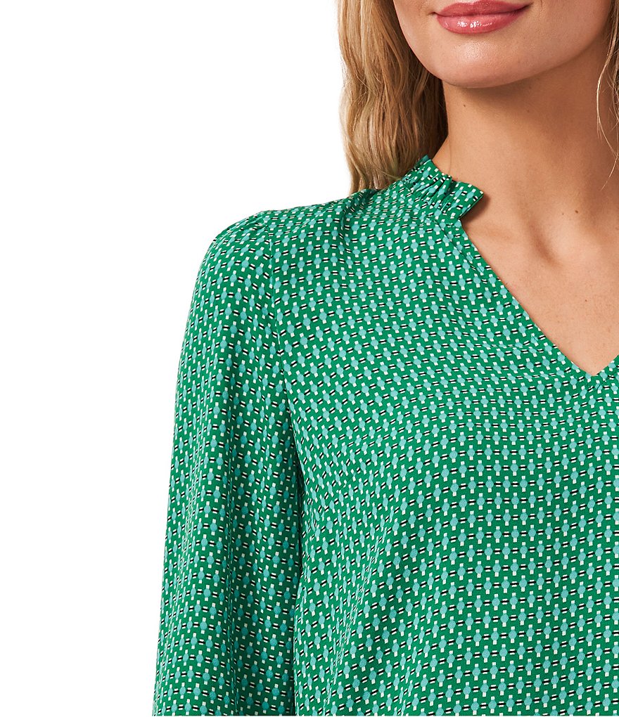 CeCe Split V-Neck Ruffle 3/4 Sleeve Printed Blouse