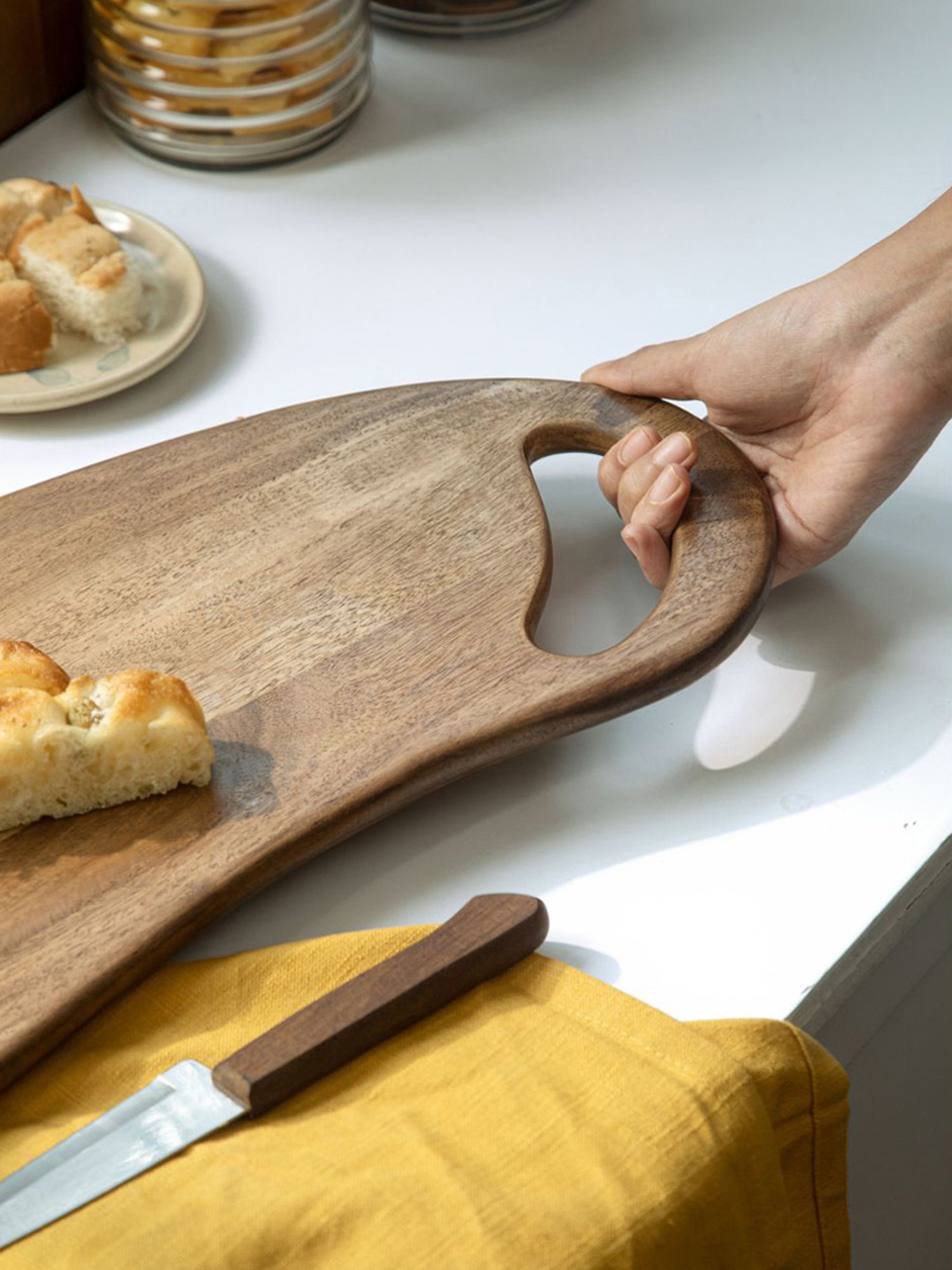 Crayton Natural Beige Mango Wood Chopping Board - Set of 1