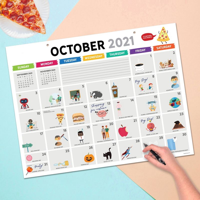 Sellers Publishing, 2021 Outlander 16-Month Wall Calendar