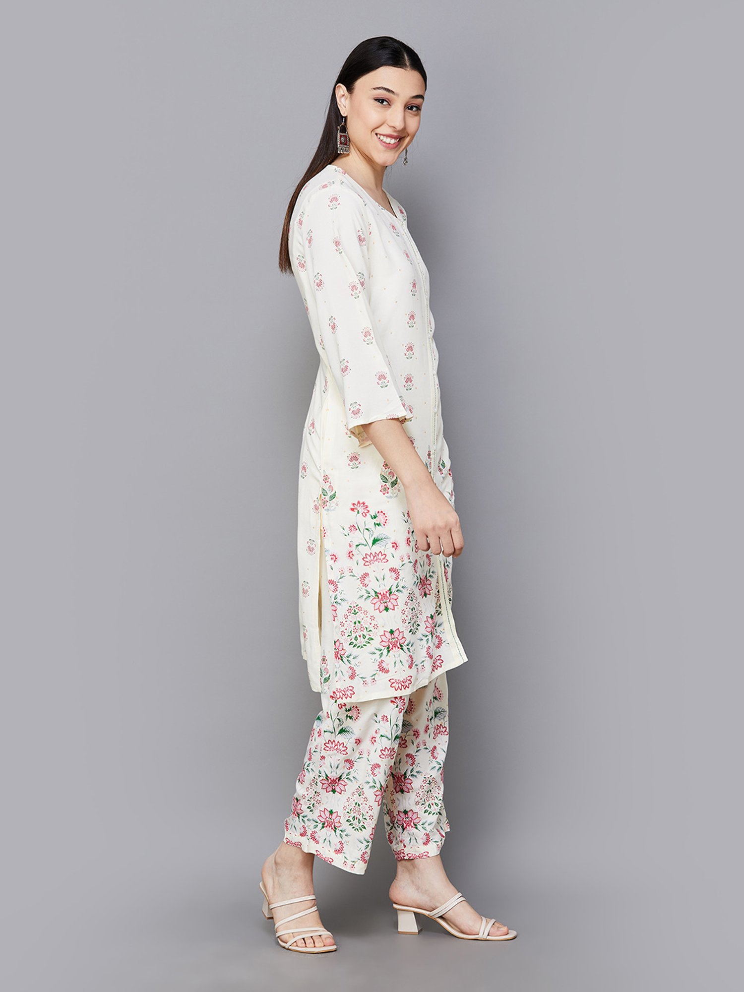 Melange by Lifestyle Off White & Pink Floral Print Kurta With Trousers