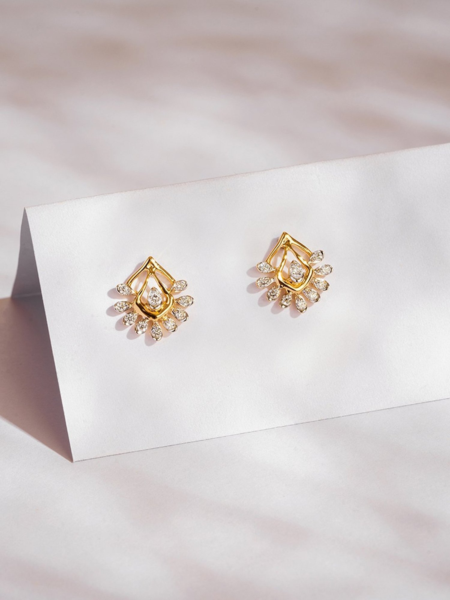 P.N.Gadgil Jewellers 14k Gold Ignature Flora Stud Diamond Earrings For Women