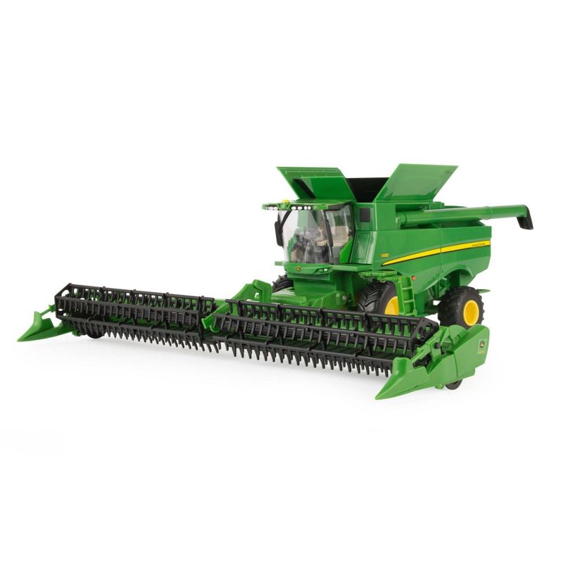 TOMY John Deere 1:32 Scale S680 Combine with Draper Head