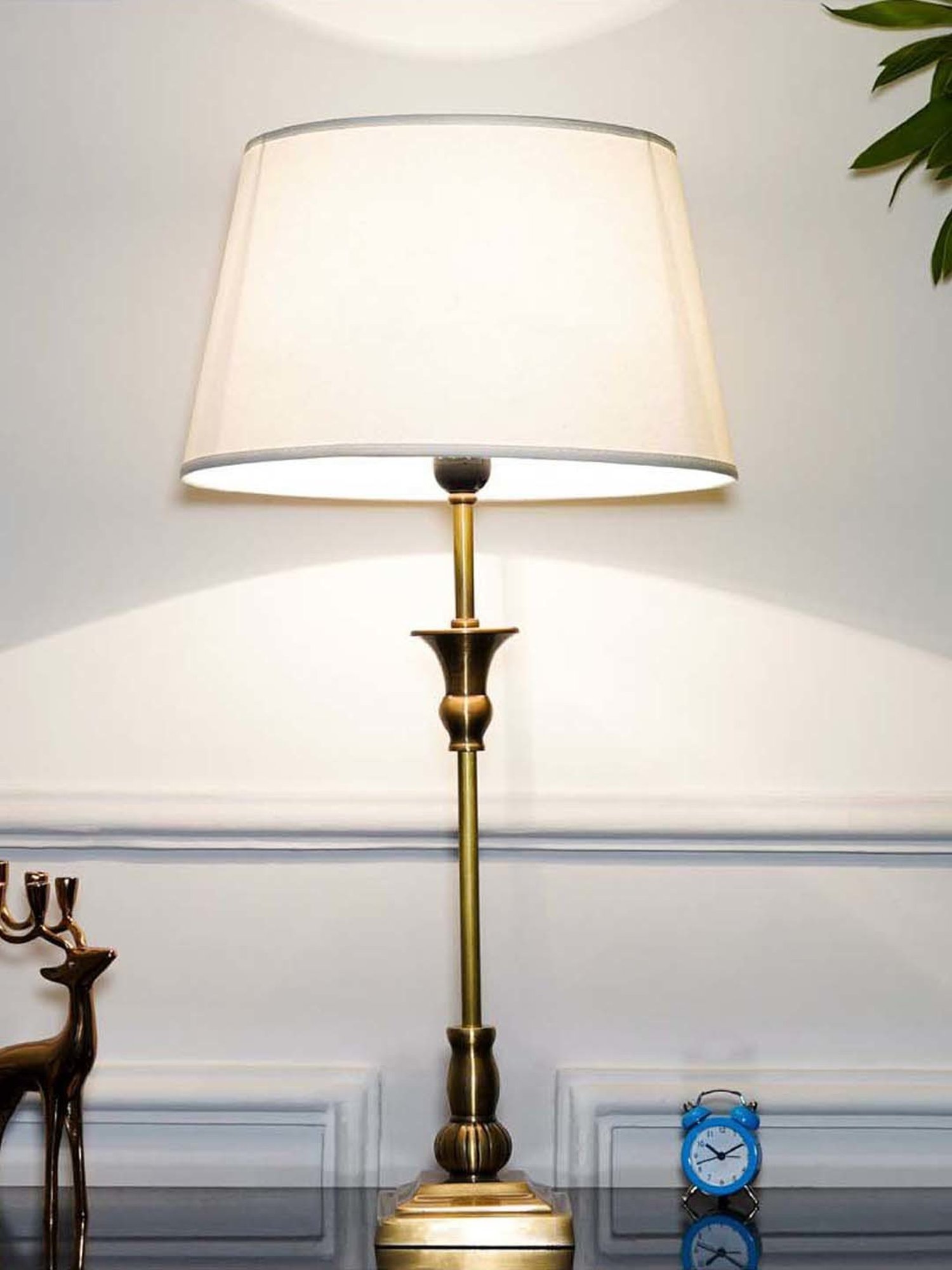 DecorativeRay Red PVC Study Table Lamp - Set of 1