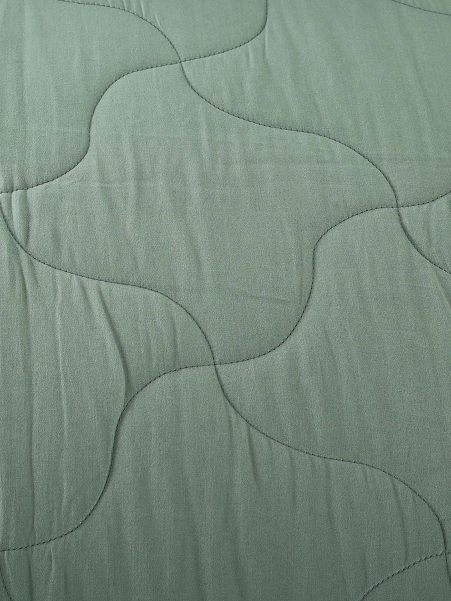 Maspar Vincent Green & Blue Cotton 120 TC Reversible Quilt - Set of 1