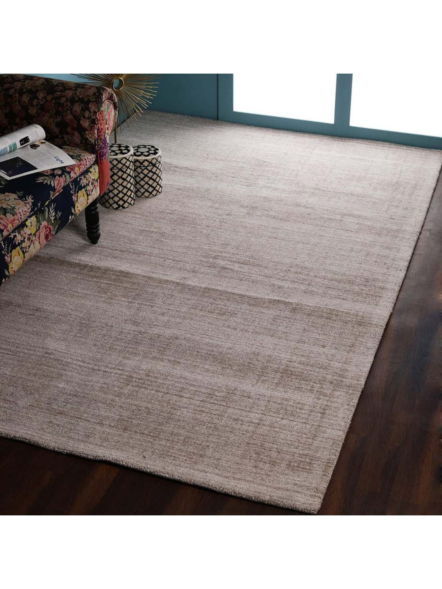 Pequra Beige Viscose XL Carpet - Set of 1