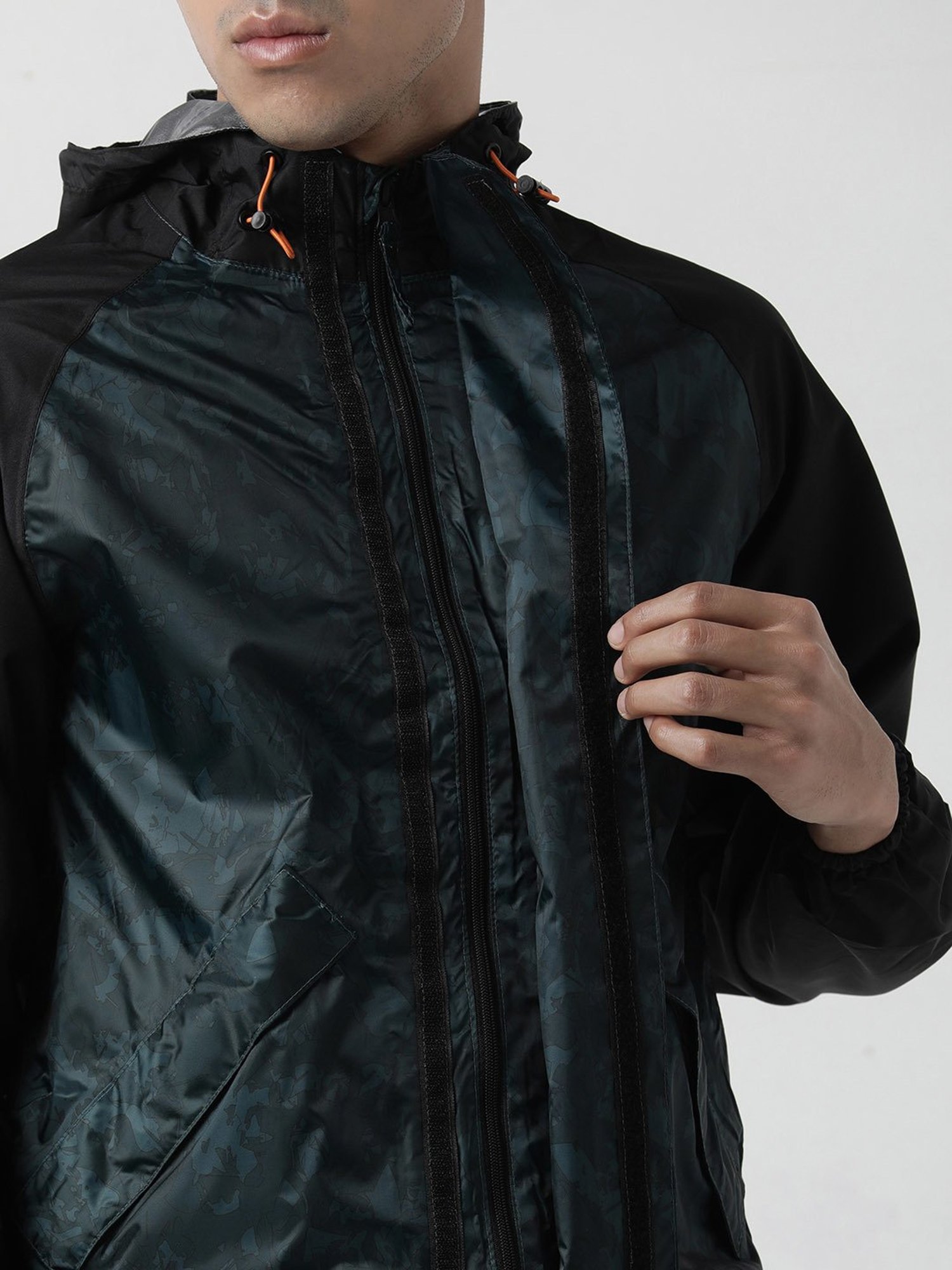 Wildcraft Black Camo Print Hooded Raincoat Set