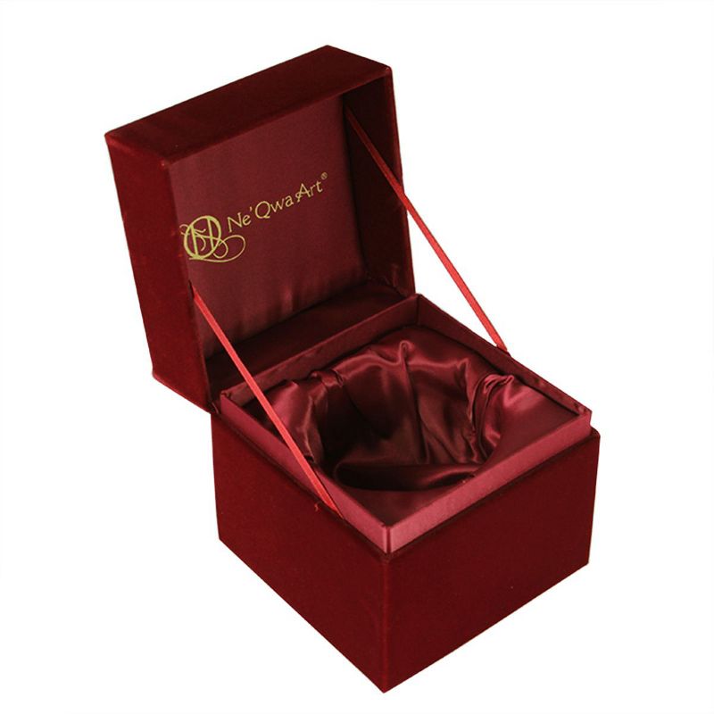 NeQwa 4" Ne'Qwa "Holiday Traditions" Hand-Painted Glass Christmas Ornament #7131144