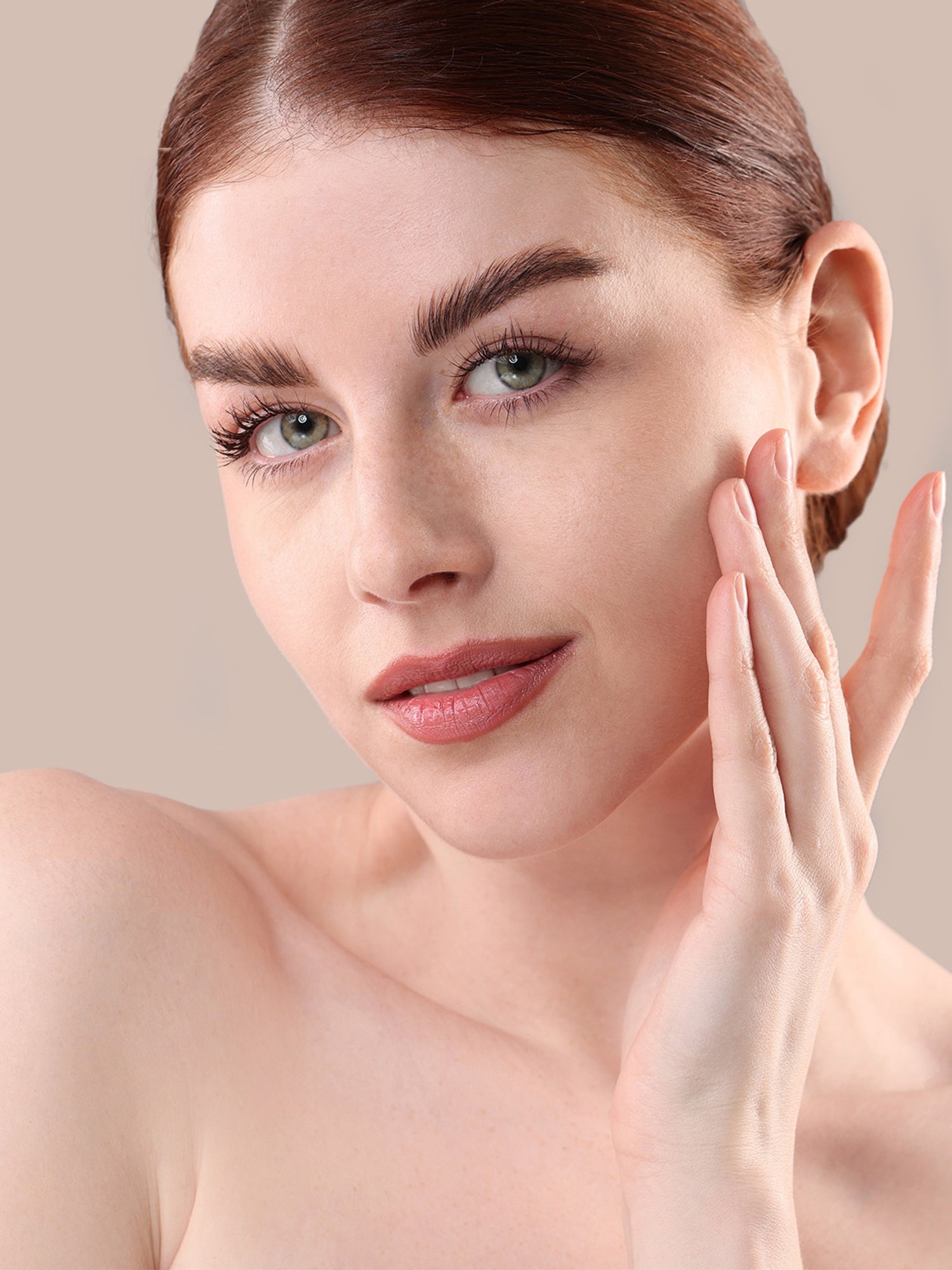 Makeup Revolution Conceal & Fix Light Yellow Loose Setting Powder - 13 gm