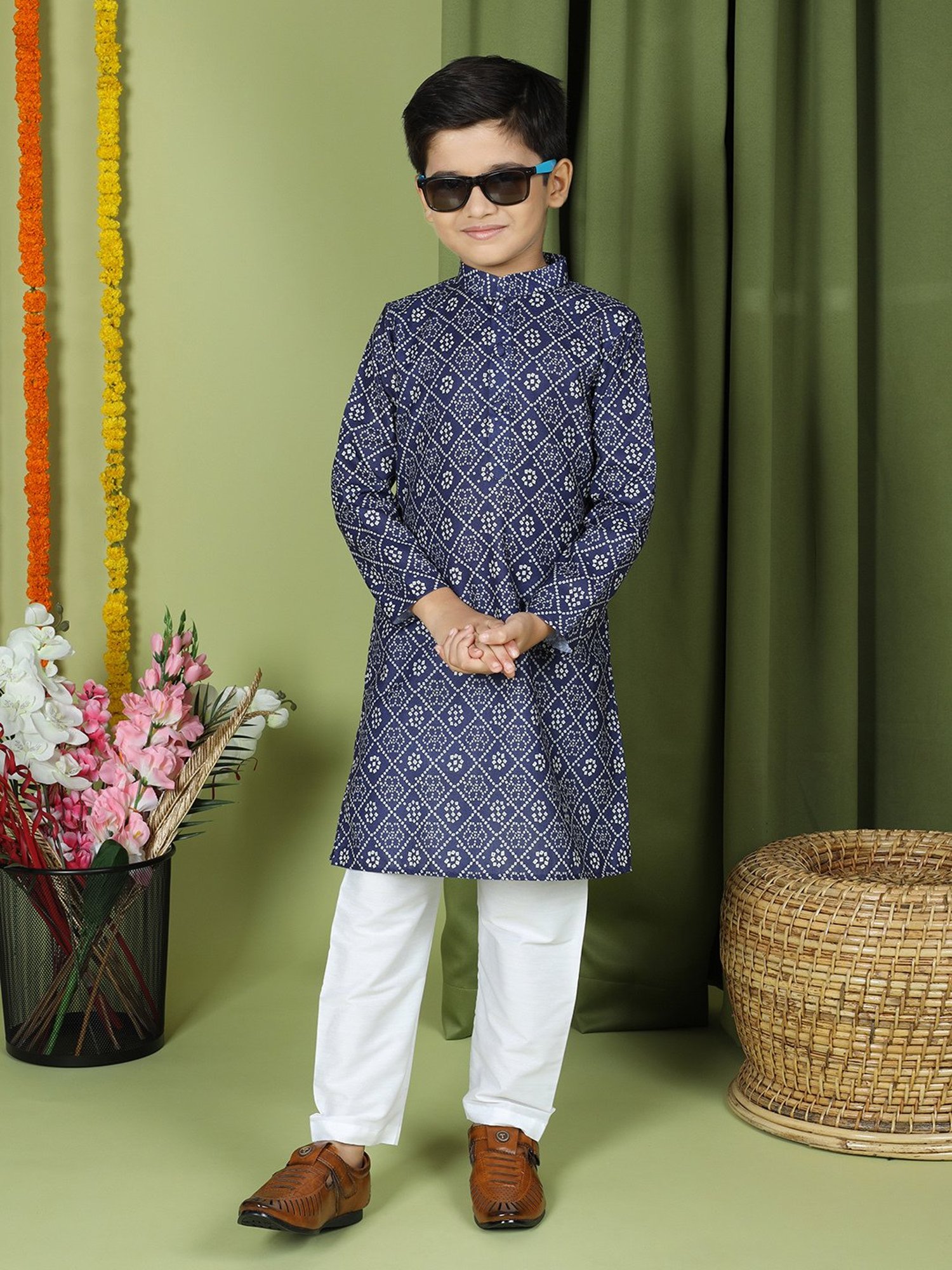 TABARD Kids Navy & White Printed Full Sleeves Kurta with Pyjamas
