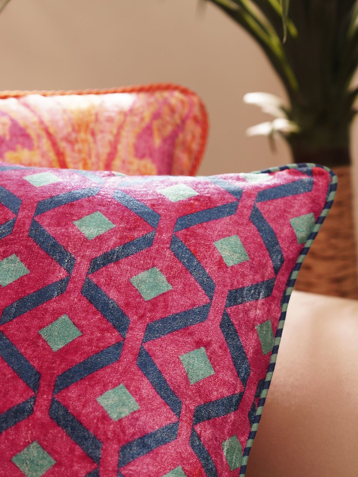 Pure Home and Living Pink Cotton Geometric Cushion Cover