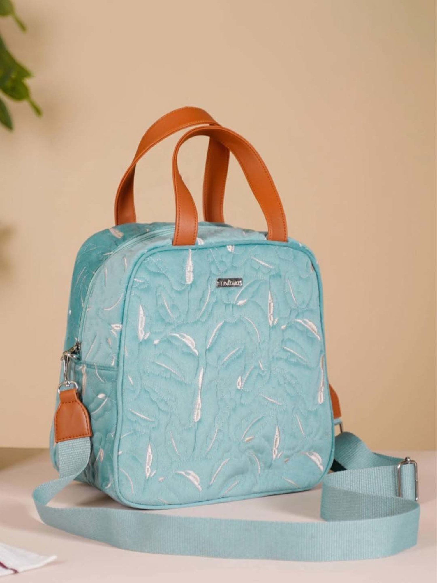 Nestasia High-Quality Insulated Velvet Light Blue Lunch Bag With Adjustable Shoulder Strap & Handles